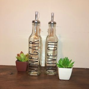 Farmhouse/Rustic Oil & Vinegar dispenser